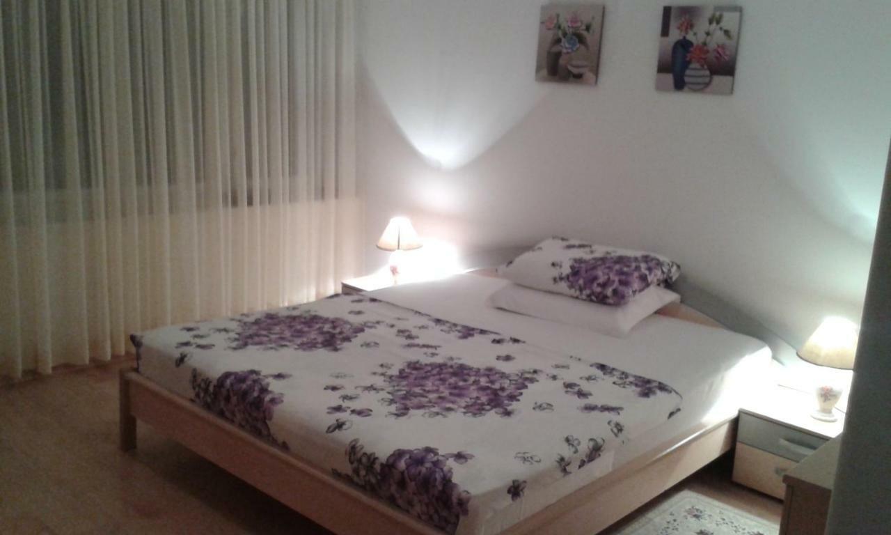 Apartamento Apartman Tomic Korenica Exterior foto