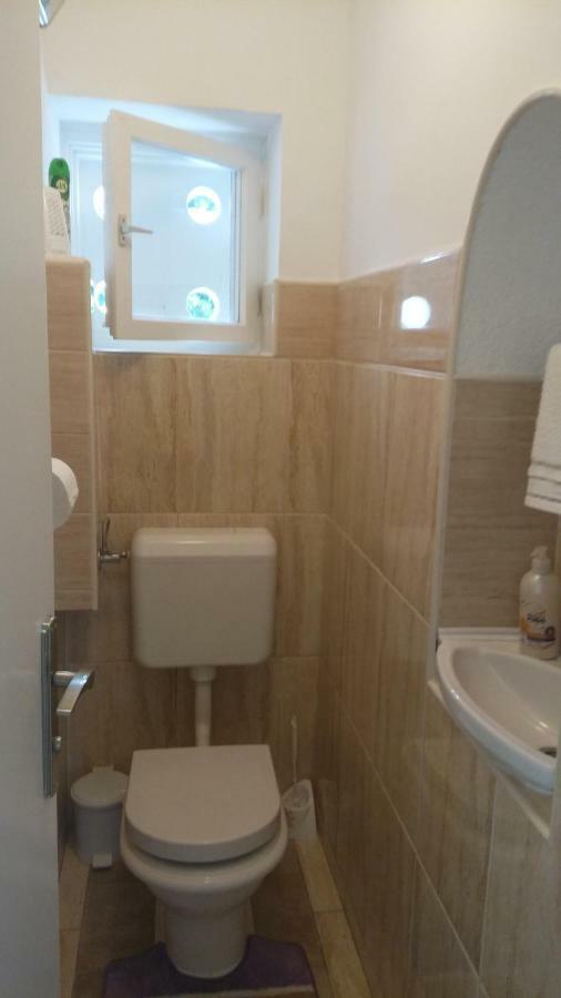 Apartamento Apartman Tomic Korenica Exterior foto